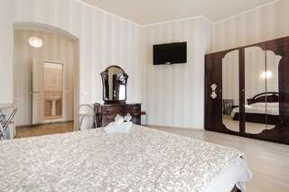 Апартаменты Best Apartment in the city centre Одесса Улучшенные апартаменты-5